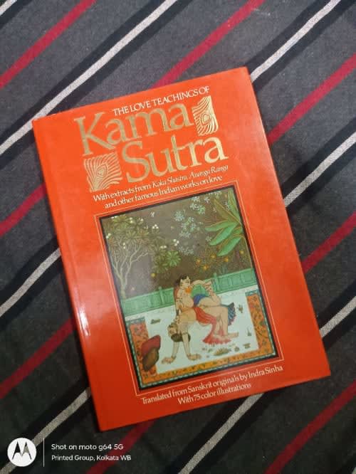 The love teachings of Kama Sutra (with numerous Art plates)